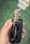 Geek Vape - Aegis Kit mit 5ml Z (Zeus) Subohm Tank Verdampfer (ohne Akku) in Schwarzer Raum | Black Space